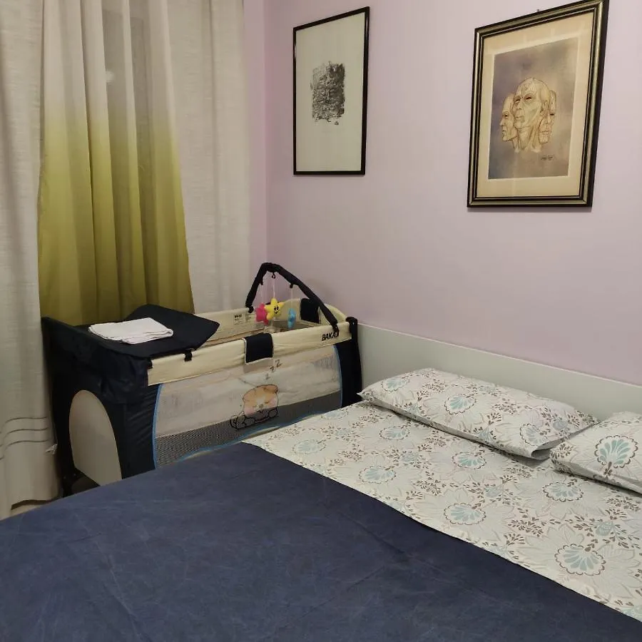 La Casa Di Antonia Daire Katanya 0*,