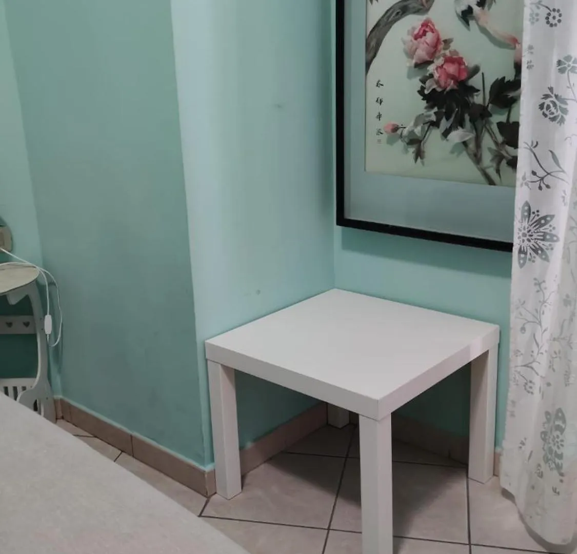 La Casa Di Antonia Daire Katanya 0*,  İtalya
